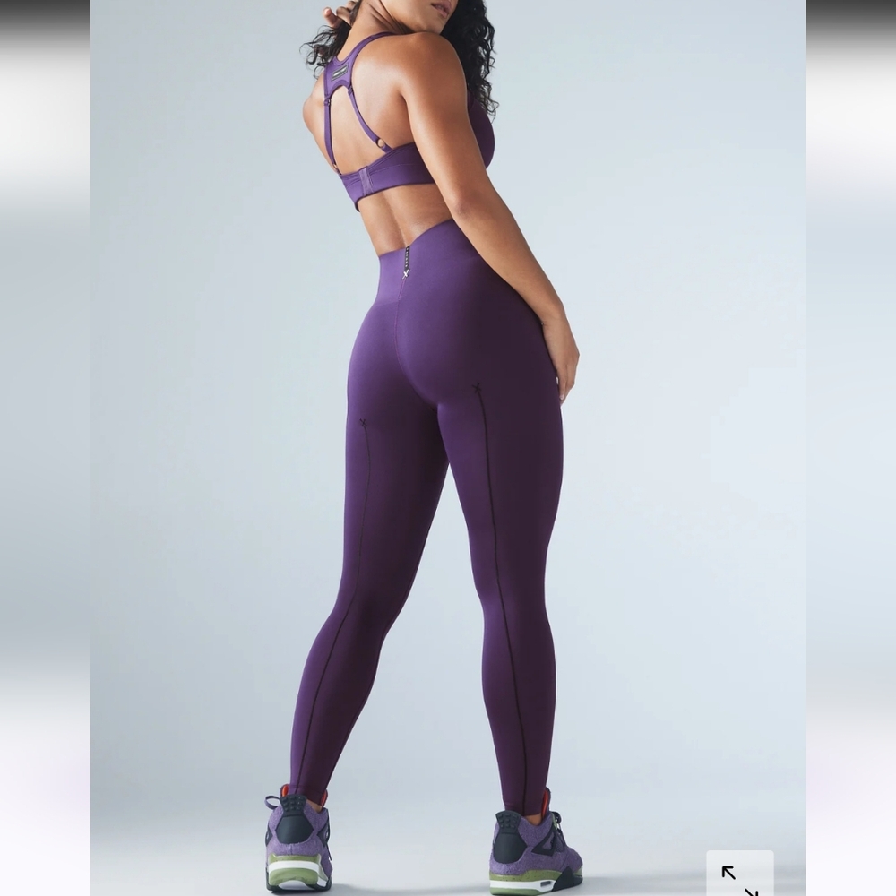 Savage X Fenty Purple Leggings with Wide Waistband and Sleek Tapered Fit